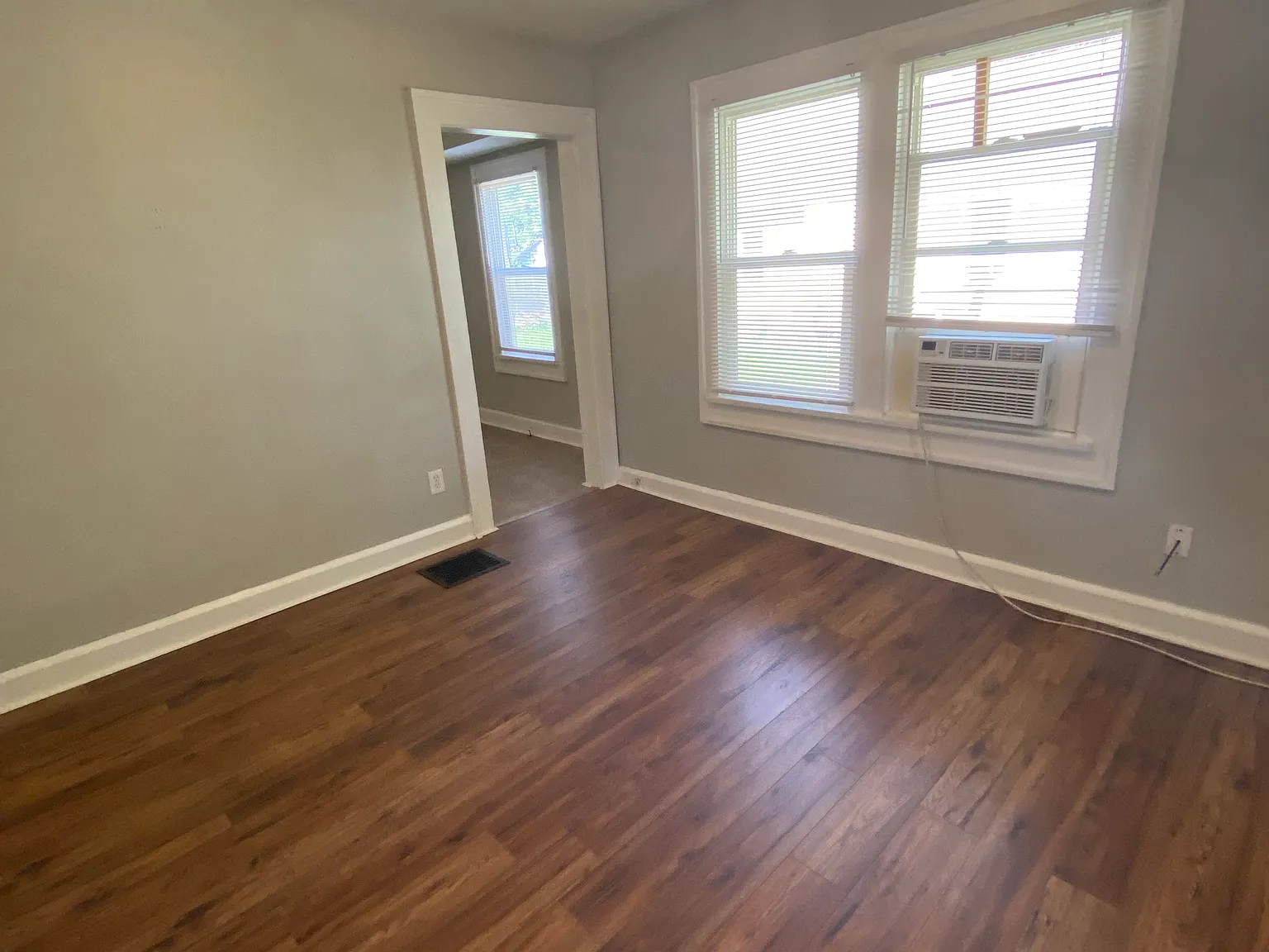 5208 E Burgess Ave — Photo 3