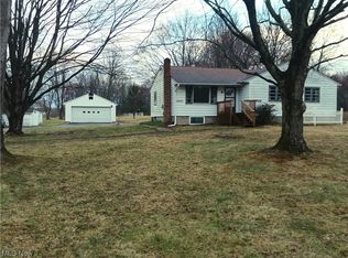 6165 Warren Sharon Rd, Brookfield, OH 44403