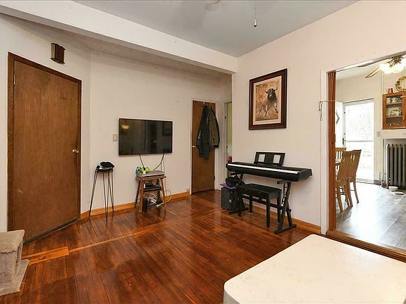 2nd image of 15-18 120th St