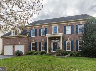 43321 Crystal Lake St, Leesburg, VA 20176