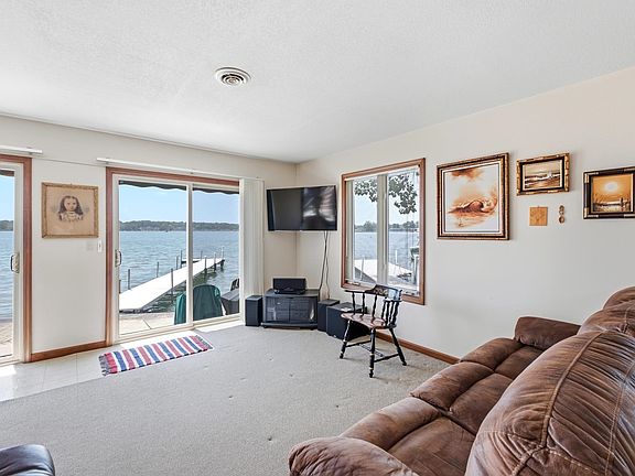 5th image of 2687 W Sycamore Beach Rd