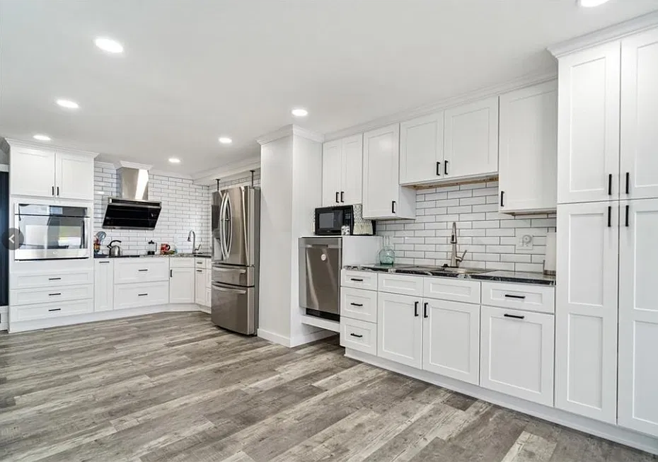 3 bed, 1420 sqft, $2,400 — Photo 4