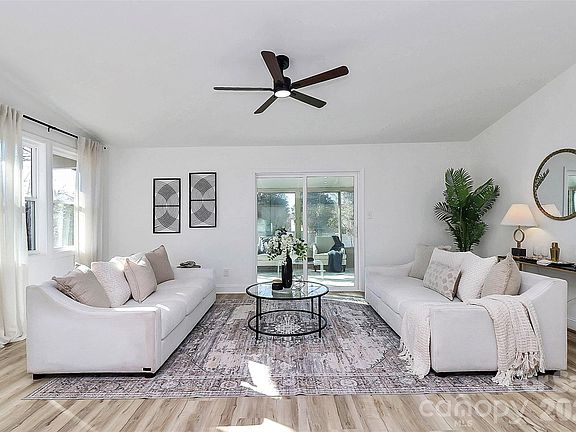 3rd image of 732 Aintree Rd