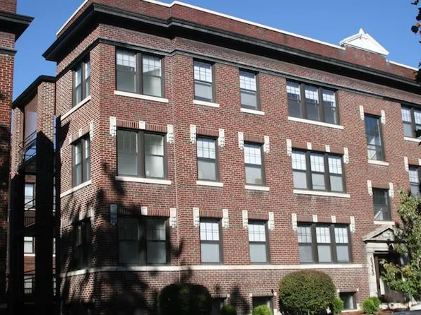 6333 S Rosebury Ave, Saint Louis, MO 63105