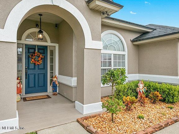 2nd image of 6443 Blue Leaf Ln