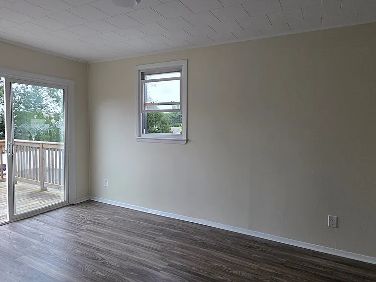 2496 N Jerusalem Rd #2 — Photo 2