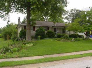 2339 Redwood Rd, York, PA 17408