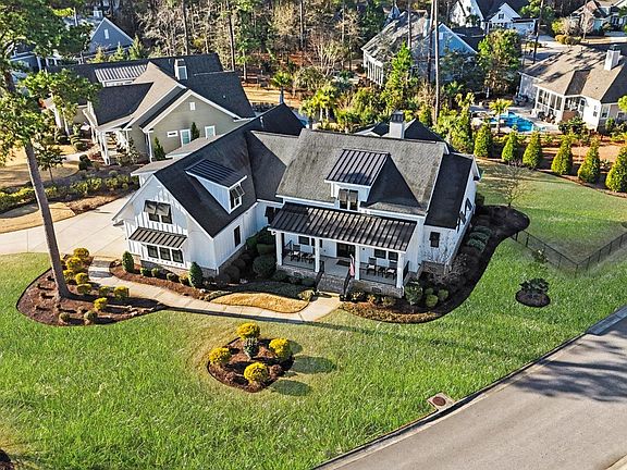 3rd image of 20 Pigeon Forge Ct.