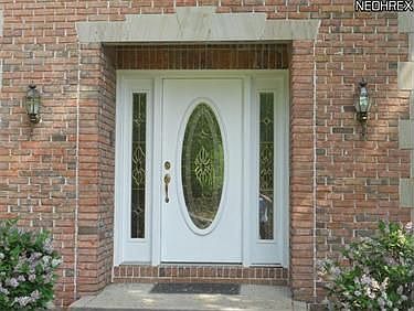 2nd image of 16592 Falmouth Dr