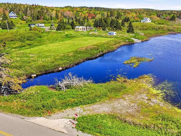 24 Mosher Rd, Queens, NS B0T 1K0
