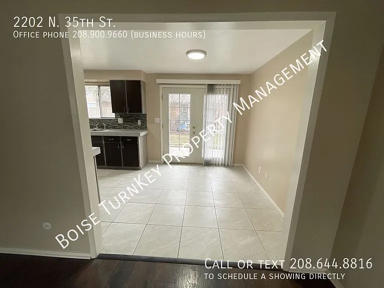 2202 N 35th St — Photo 13