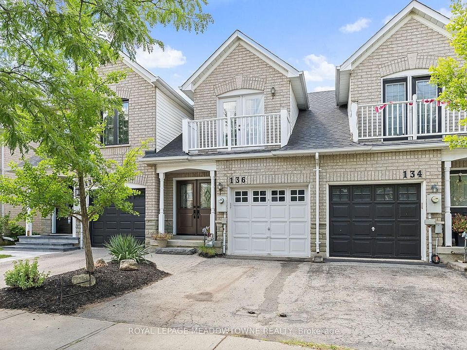 1st image of 136 Dominion Gardens Dr