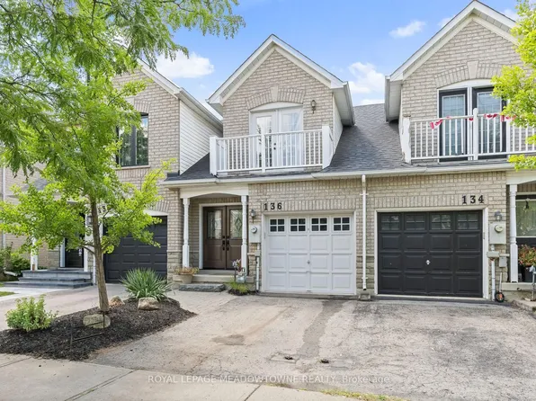 136 Dominion Gardens Dr, Halton Hills, ON L7G 6B6