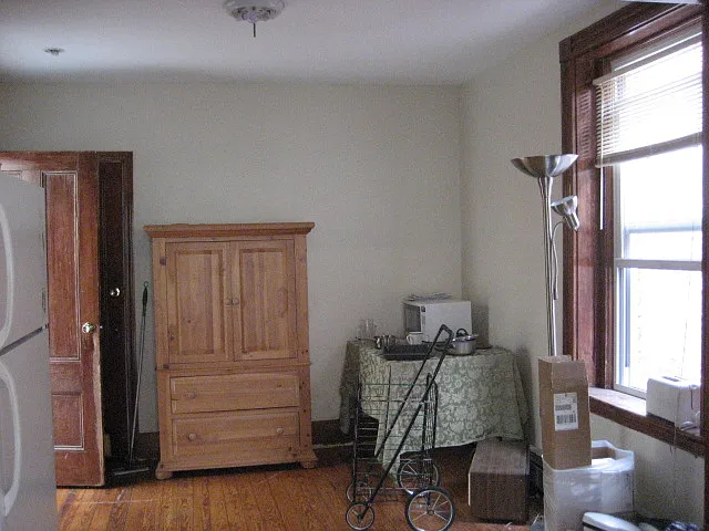 4 bed, 1200 sqft, $4,300 — Photo 3