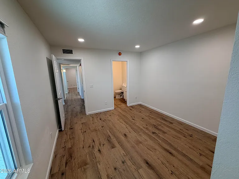 6038 S Alameda Rd #2 — Photo 19
