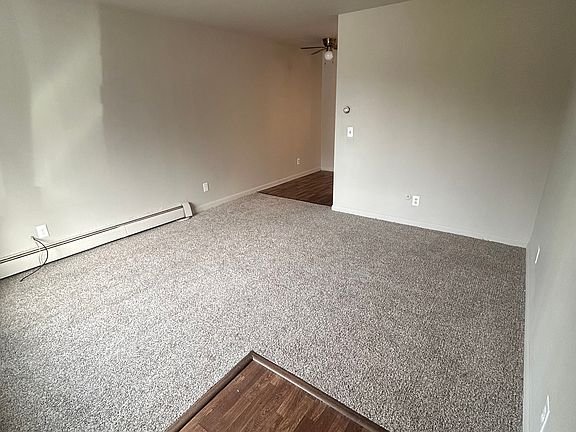 3rd image of 907 Homecrest Ave APT 1