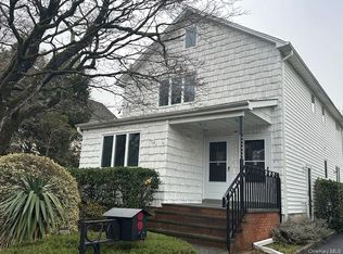 38 Avenue B Floor 2, Pt Washington, NY 11050