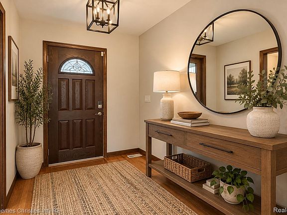 5th image of 4030 Textile Rd