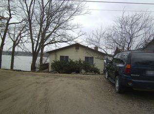 3258 Rush Lake Rd, Pinckney, MI 48169