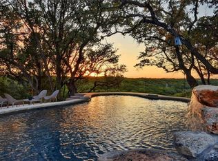 416 Stonegate Ln, Dripping Springs, TX 78620
