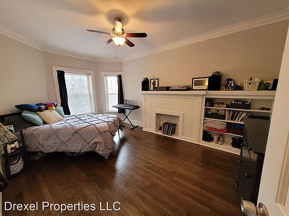 3rd image of 2245 W Eastwood Ave APT 2