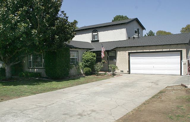 1st image of 2535 Maywood Ave