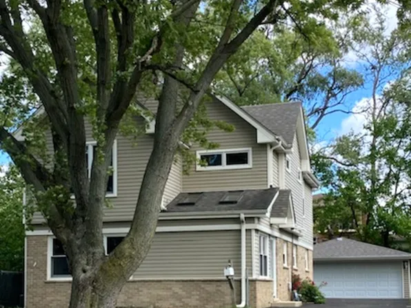 229 Broker Ave, Itasca, IL 60143