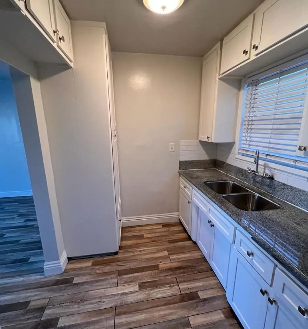 1 bed, $1,695 — Photo 3
