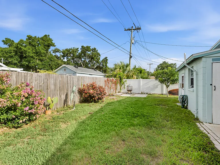 921 41st Street Ct W — Photo 25