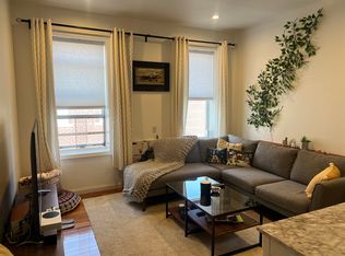 20217 43rd Ave #D4, Bayside, NY 11361