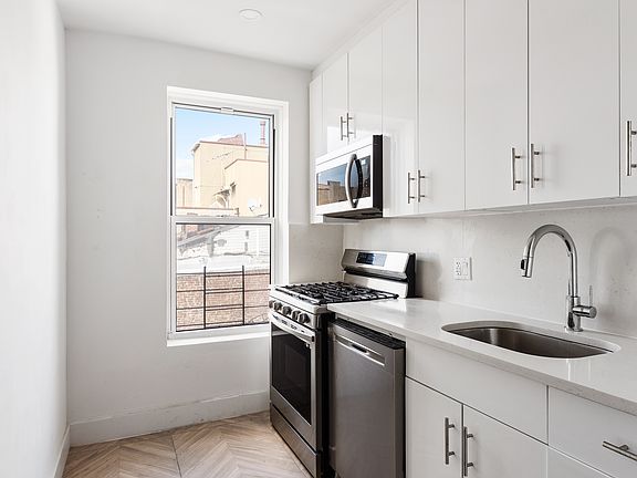 3rd image of 502 5th Ave APT 3