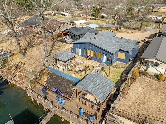 3rd image of 1582 Treasure Isle Rd