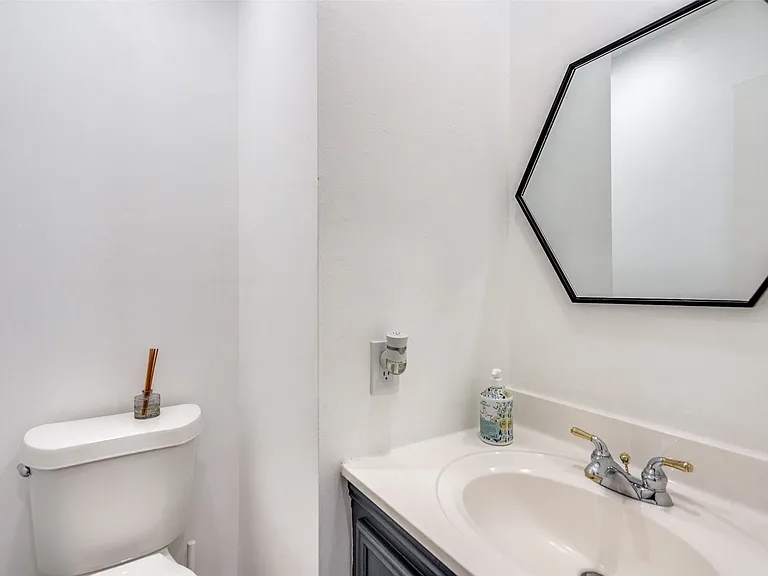 15642 Overmead Cir — Photo 15
