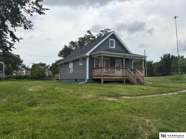 2623 Burdette St, Omaha, NE 68111