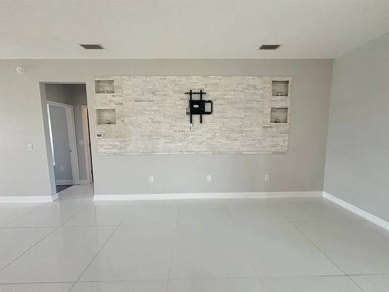 2592 Highlands Creek Way — Photo 13