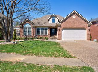 12017 Edenwood Dr, Middletown, KY 40243
