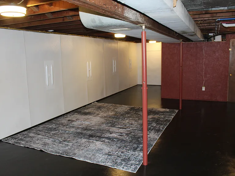 128 S Clark St — Photo 24