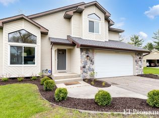 2491 Rimrock Ct NE, Grand Rapids, MI 49525