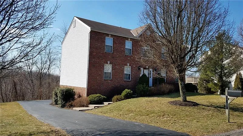 1640 Aster Ln photo 1