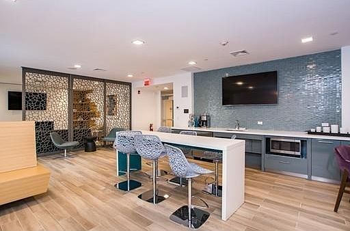1st image of 180 Telford St #24