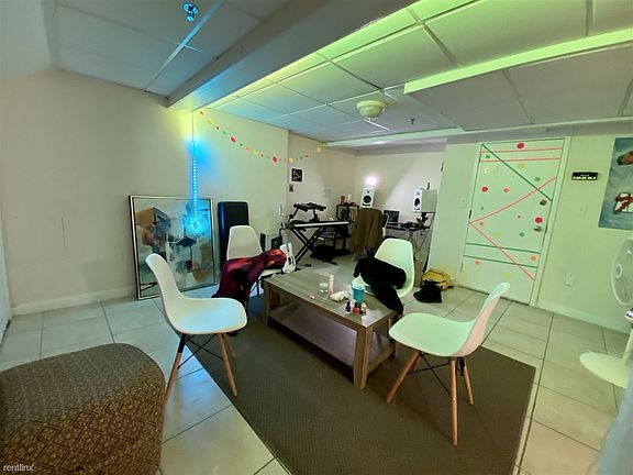 7AAE2187-21B4-4FFF-8BCE-4307ECD976E6