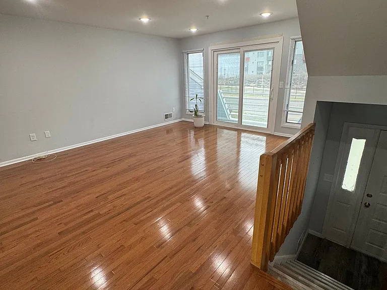 53 Dunbar Ave #3 — Photo 13