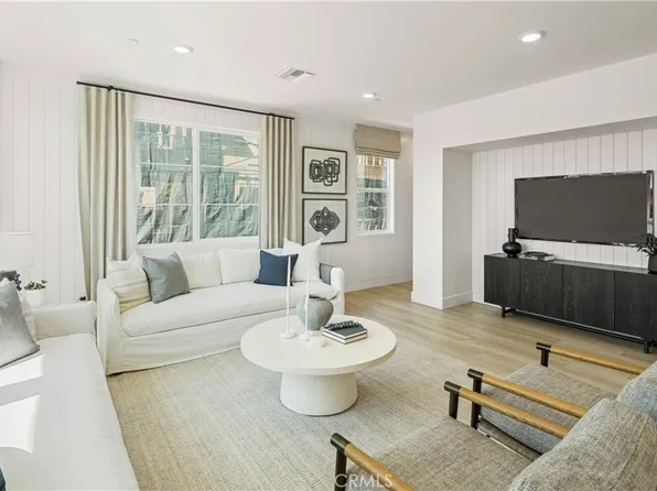 9345 Via Azul, Pico Rivera, CA 90660