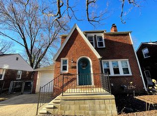 1078 Marshfield St, Ferndale, MI 48220