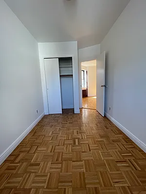 Rented by Glasser Realty LLC | media 14