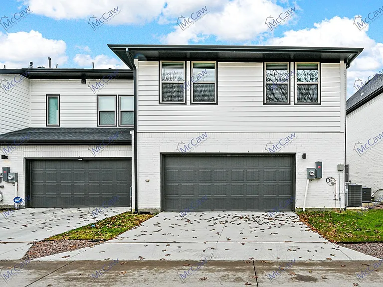 7741 Reis Ln — Photo 2