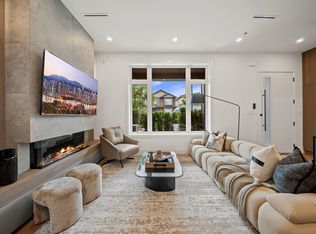 2547 E 2nd Ave #1, Vancouver, BC V5M1C7