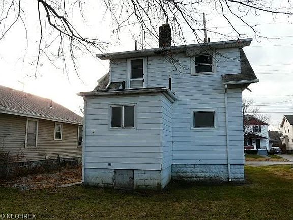 4th image of 1138 W 20th St