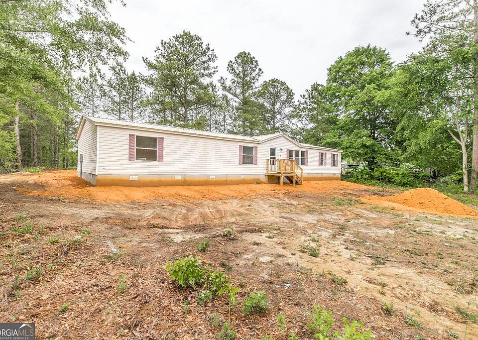 1st image of 150 Parker Dr