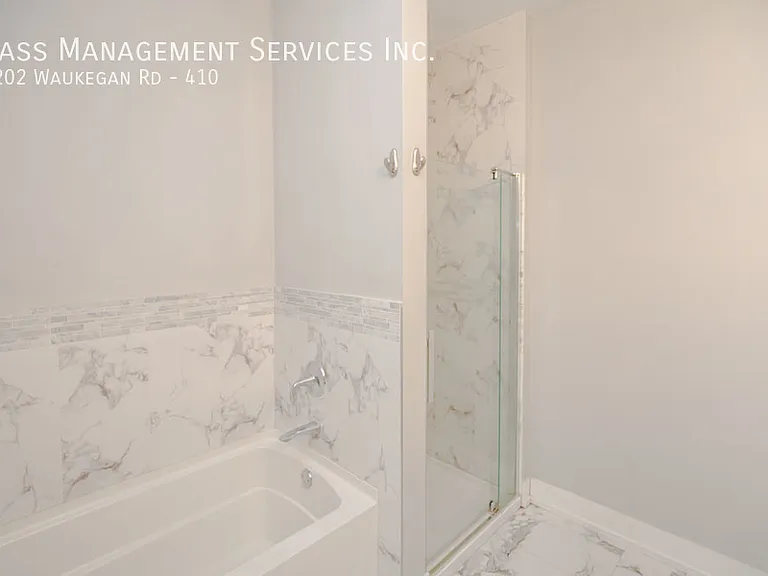 1202 Waukegan Rd, Glenview, IL — Photo 57